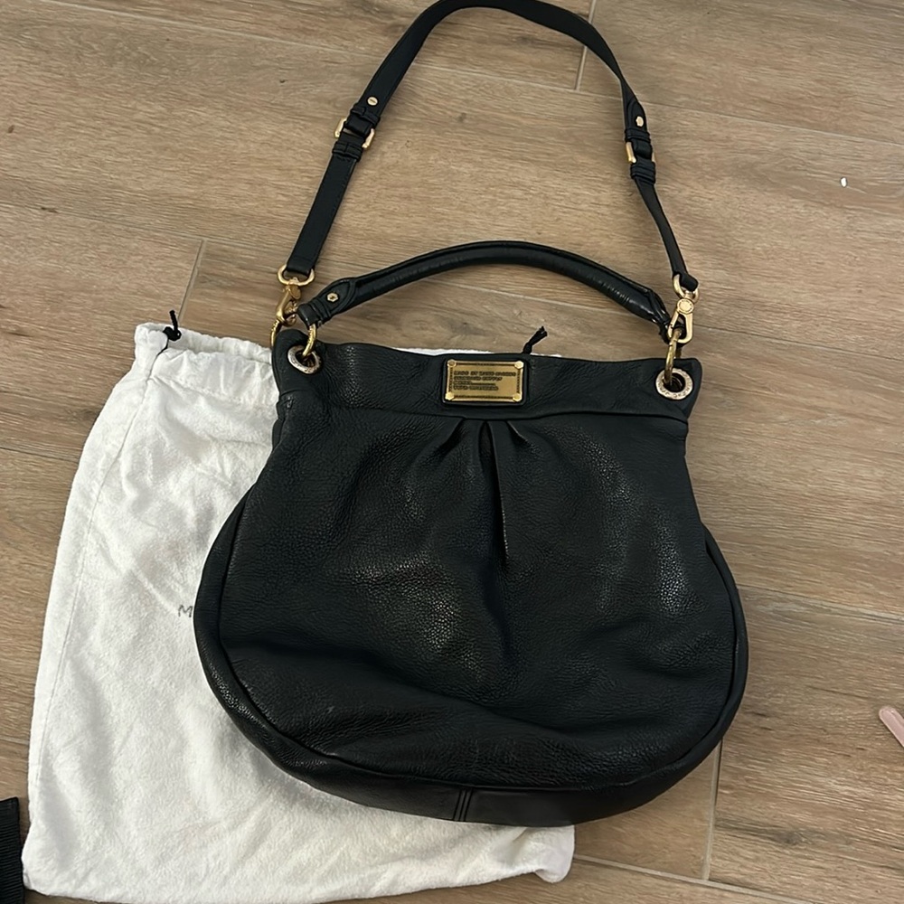 Marc Jacob’s Hilier bucket bag